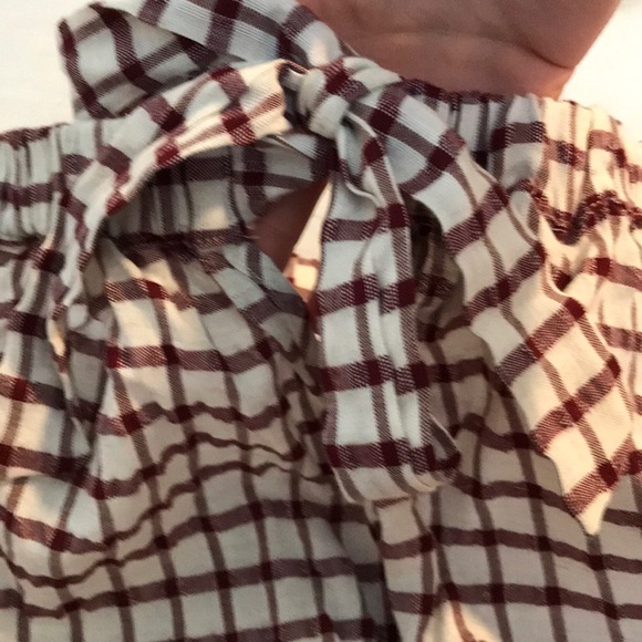 Bevello off the shoulder top - Picture 2 of 5